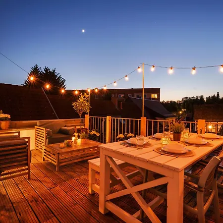 Apartman Entdecke Dein Elegantes Hilvit-altstadt-apartment Mit Traumhafter Dachterrasse - Ein Refugium Fuer Natur- & Kulturliebhaber! Modernes Ambiente - Ruhe - Grosszuegiger Raum Mit Smart Tv Und Waschmaschine Erwarten Dich! *