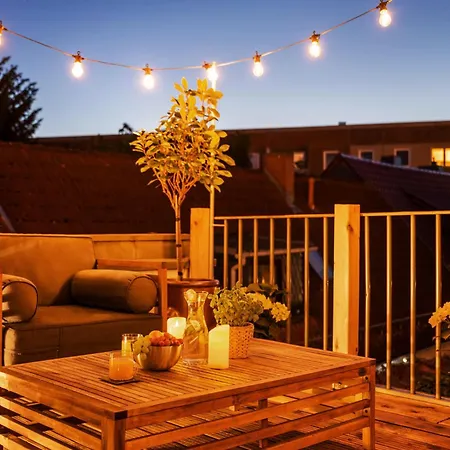 Entdecke Dein Elegantes Hilvit-altstadt-apartment Mit Traumhafter Dachterrasse - Ein Refugium Fuer Natur- & Kulturliebhaber! Modernes Ambiente - Ruhe - Grosszuegiger Raum Mit Smart Tv Und Waschmaschine Erwarten Dich! Apartman Spremberg