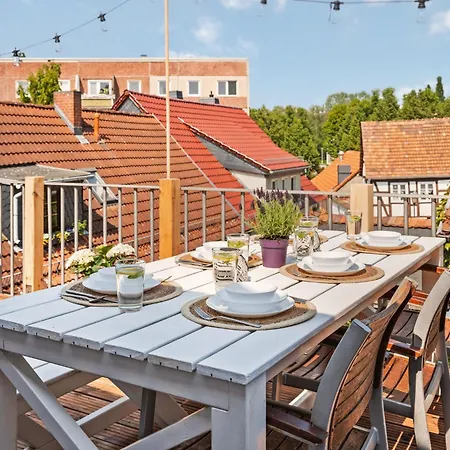 Entdecke Dein Elegantes Hilvit-altstadt-apartment Mit Traumhafter Dachterrasse - Ein Refugium Fuer Natur- & Kulturliebhaber! Modernes Ambiente - Ruhe - Grosszuegiger Raum Mit Smart Tv Und Waschmaschine Erwarten Dich! Spremberg