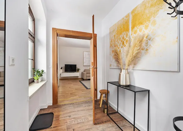 Apartamento Entdecke Dein Elegantes Hilvit-altstadt-apartment Mit Traumhafter Dachterrasse - Ein Refugium Fuer Natur- & Kulturliebhaber! Modernes Ambiente - Ruhe - Grosszuegiger Raum Mit Smart Tv Und Waschmaschine Erwarten Dich!