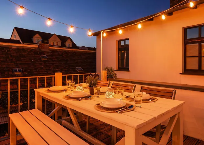 Entdecke Dein Elegantes Hilvit-altstadt-apartment Mit Traumhafter Dachterrasse - Ein Refugium Fuer Natur- & Kulturliebhaber! Modernes Ambiente - Ruhe - Grosszuegiger Raum Mit Smart Tv Und Waschmaschine Erwarten Dich! *