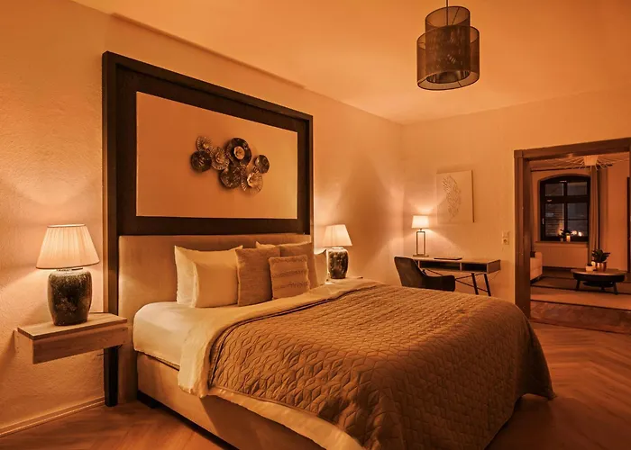 Entdecke Dein Elegantes Hilvit-altstadt-apartment Mit Traumhafter Dachterrasse - Ein Refugium Fuer Natur- & Kulturliebhaber! Modernes Ambiente - Ruhe - Grosszuegiger Raum Mit Smart Tv Und Waschmaschine Erwarten Dich! *